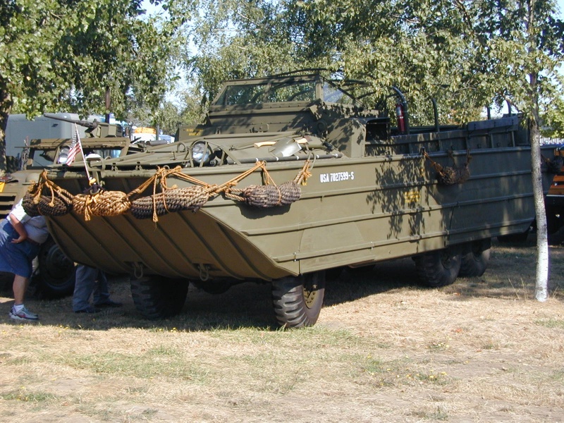 GMC DUKW353